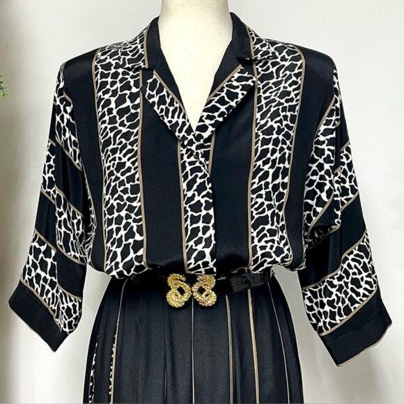 Vintage 80s Belted Midi Dress Size S Black Striped Animal Print Peekaboo Pleat - Picture 2 of 9